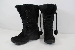 Black Boot Size 9.5 - Missing Pompom