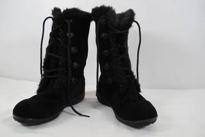 Black Boots Size 7.5
