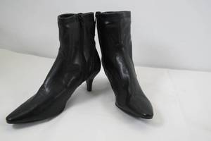 Bandelino Black Boot Heels Size 6