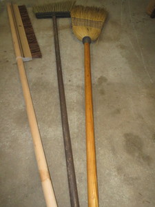 lot 11 image: Brooms