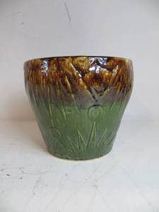 VINTAGE Green Pot
