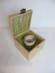 VINTAGE Collars and Cuffs Box