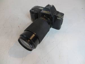 Canon T70