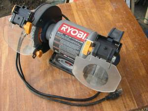 lot 19 image: Ryobi Bench Grinder