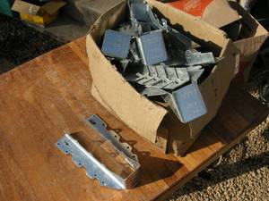 lot 33 image: Group Simpson Joist Hangers