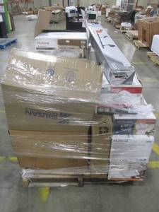 lot 47 image: WHOLESALE MIXED PALLET OF RETURNS - LIGHTING AND CEILING FANS