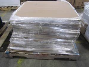 lot 46 image: Entire Pallet - Segal Adjustable 23-12 to - 40 Wide x 21-38 in. Tall, Steel White Painted Finish Child Fall Window Guard.