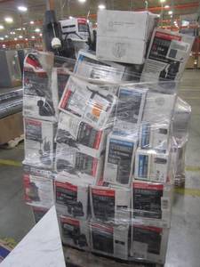 lot 23 image: WHOLESALE MIXED PALLET OF RETURNS - SUMP PUMPS