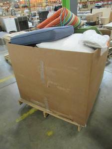 lot 225 image: WHOLESALE MIXED PALLET - MISCELLANEOUS OUTDOOR PATIO CUSHIONS
