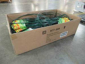 lot 228 image: OPEN BOX of Approximately 30 Vigoro Single Plant Supports in Green, 977889