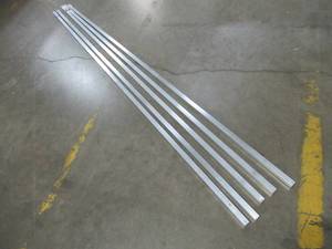 lot 245 image: 5 Everbilt 1 X 1 X 96 Extruded Aluminum Square Tubes, 802537.