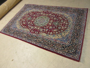 ORIENTAL RUG