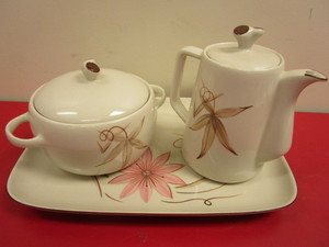 VINTAGE WINFIELD TRUE PORCELAIN HAND-CRAFTED CHINA TEA SET
