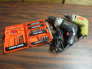 BLACK & DECKER DRILL AND DRILL BITS, MASTER MECHANIC VARIABLE SPEED REVERSING DRILL