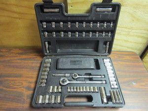 SEARS CRAFTSMAN WRENCH SOCKET SET
