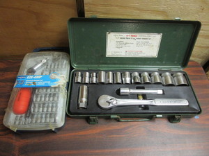 K-T TOOLS 15 PC. SOCKET WRENCH SET, MAXTECH 53 PC. EZE-GRIP UNIVERSAL RATCHET SET