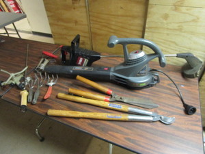 TASK FORCE 235 MPH ELECTRIC BLOWER, ASSORTED GARDEN TOOLS