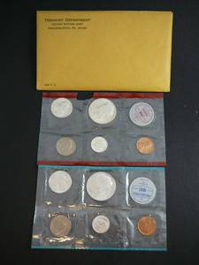lot 24 image: 1964 U.S. Uncirculated Mint Set 10 Coins