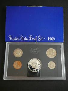 lot 27 image: 1969 U.S. Proof Set