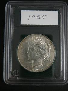 lot 55 image: 1925 Peace Silver Dollar