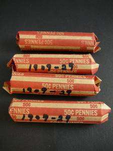 lot 90 image: 4 Rolls Wheat Pennies 1909-1929 & 1930-1939