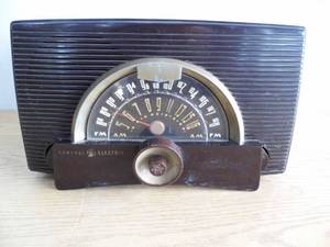 lot 26 image: GE Radio