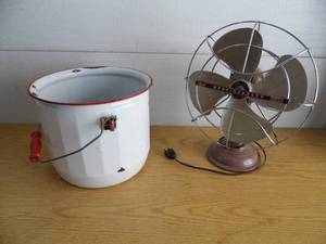 lot 28 image: Westinghouse fan - Enamelware Bucket