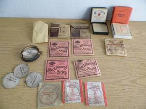 lot 39 image: Banjo, Violin, Guitar Strings