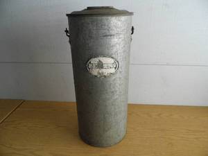 lot 48 image: 5 Gallon Cream Can