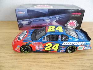 lot 73 image: Diecast Racing Car