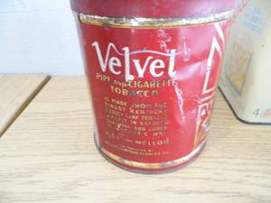 lot 80 image: Vintage Tins