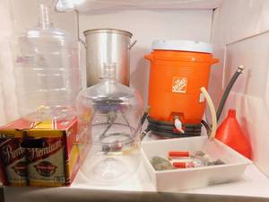 lot 18 image: DarkStar Home Beer Brewing System