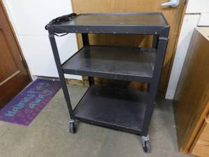 lot 39 image: Black Metal Cart