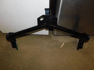 lot 70 image: Etrailer Trailer Hitch