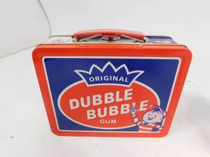 lot 109 image: 2 New Lunch Boxes