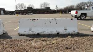 19 Concrete Barriers