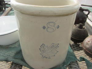 Western Stoneware #8 Crock