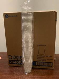 lot 29 image: Dixie Hot Cups