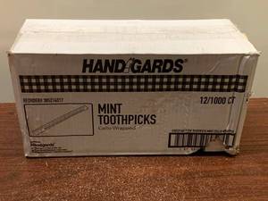 lot 39 image: Mint Toothpicks