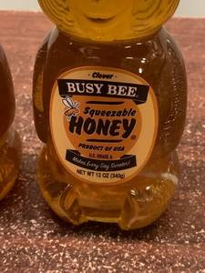 lot 33 image: Honey