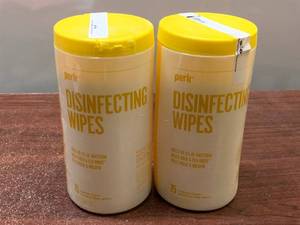 lot 147 image: Disinfecting Wipes
