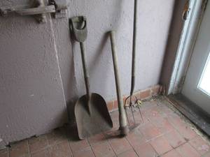 Vintage Pick, Shovel and Pitch Fork...