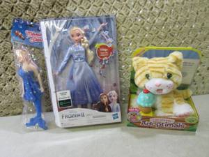 Disney Frozen and Mermaid Toy Figur...