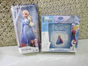 Disney Frozen Art Studio and Toy Fi...