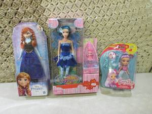 Frozen, Barbie and Sunny Day Toy Do...