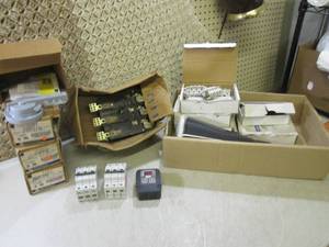 Lot of Assorted Electrical Componen...