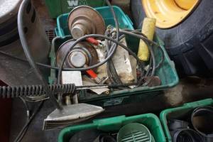 lot 30 image: 2000 BTU Propane Heater With Assorted Sun Flower Heaters