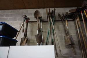 lot 46 image: Large Lot of Hand Tools