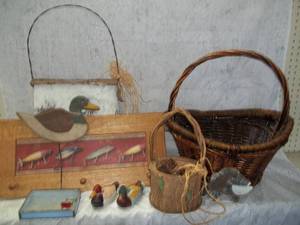 lot 40 image: Assorted Home Decor