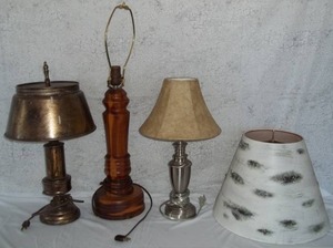 lot 61 image: Lamps